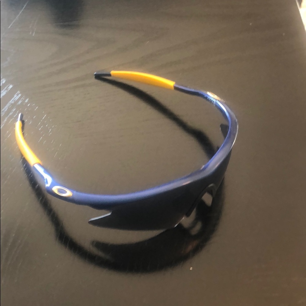 Oakley m fram